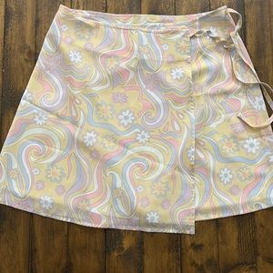 Princess Polly NEW wrap skirt, size 4
